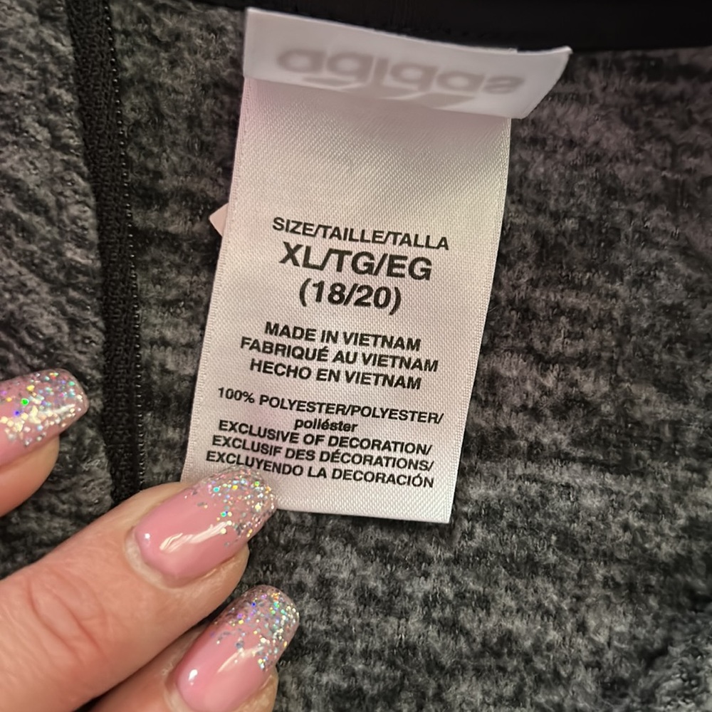 Adidas half zip shirt - Picture 6 of 6